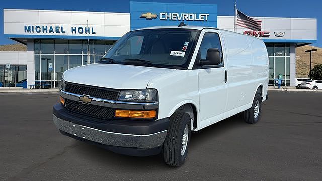 2025 CHEVROLET Express