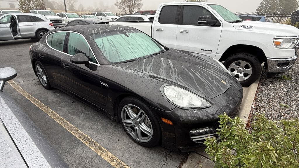 2012 PORSCHE Panamera