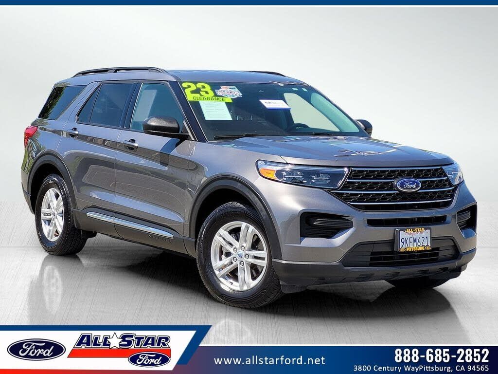 2023 FORD Explorer