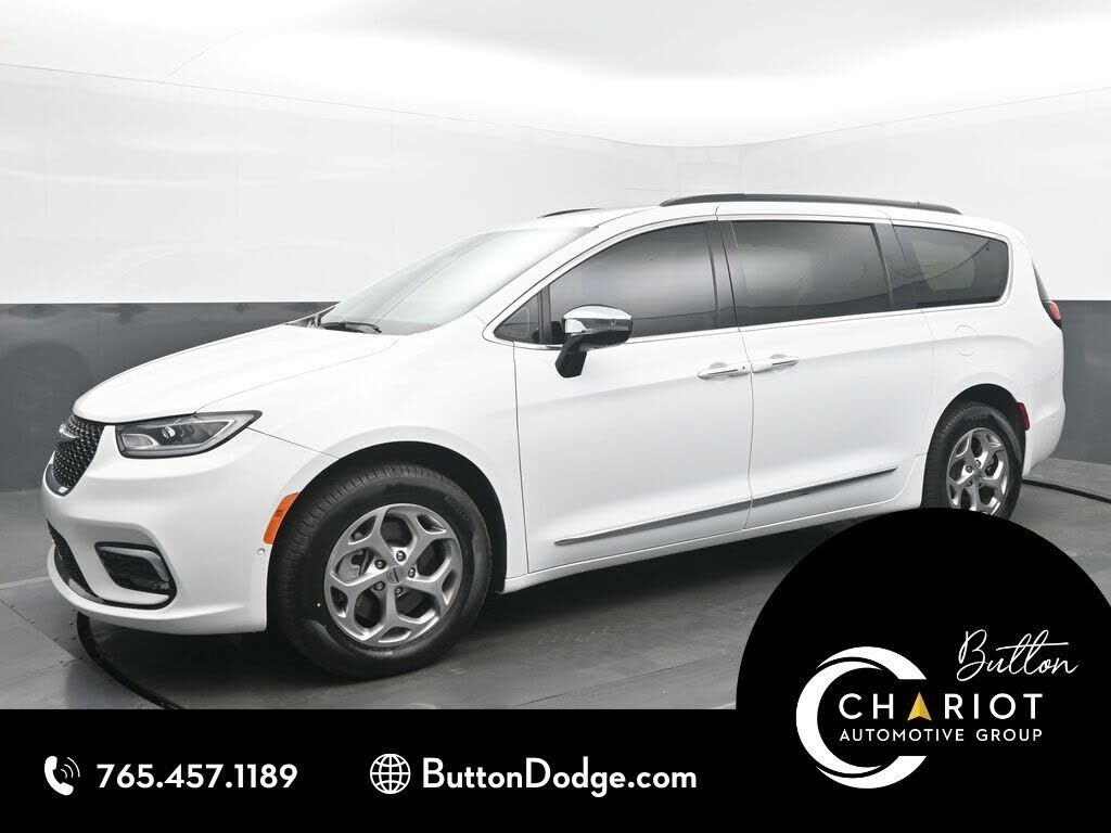 2023 CHRYSLER Pacifica