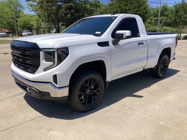 2025 GMC Sierra