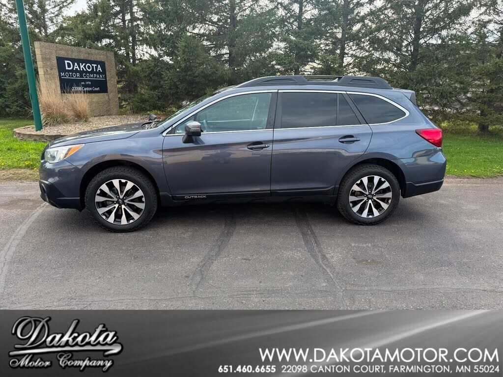 2017 SUBARU Outback