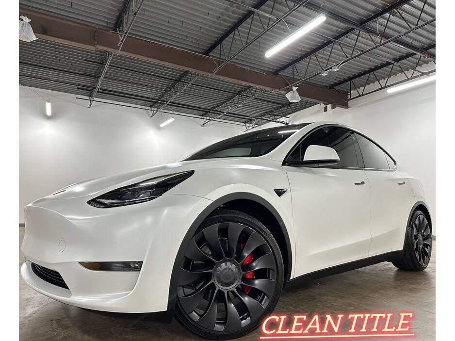 2022 TESLA Model Y