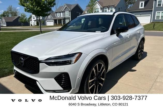 2023 VOLVO XC60