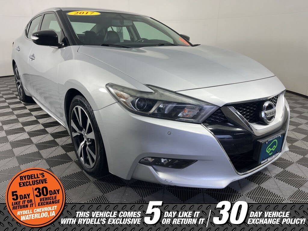 2017 NISSAN Maxima
