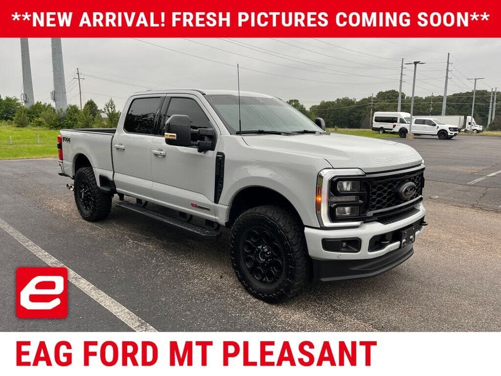 2025 FORD F-250