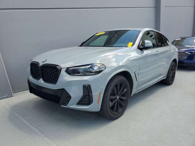 2023 BMW X4