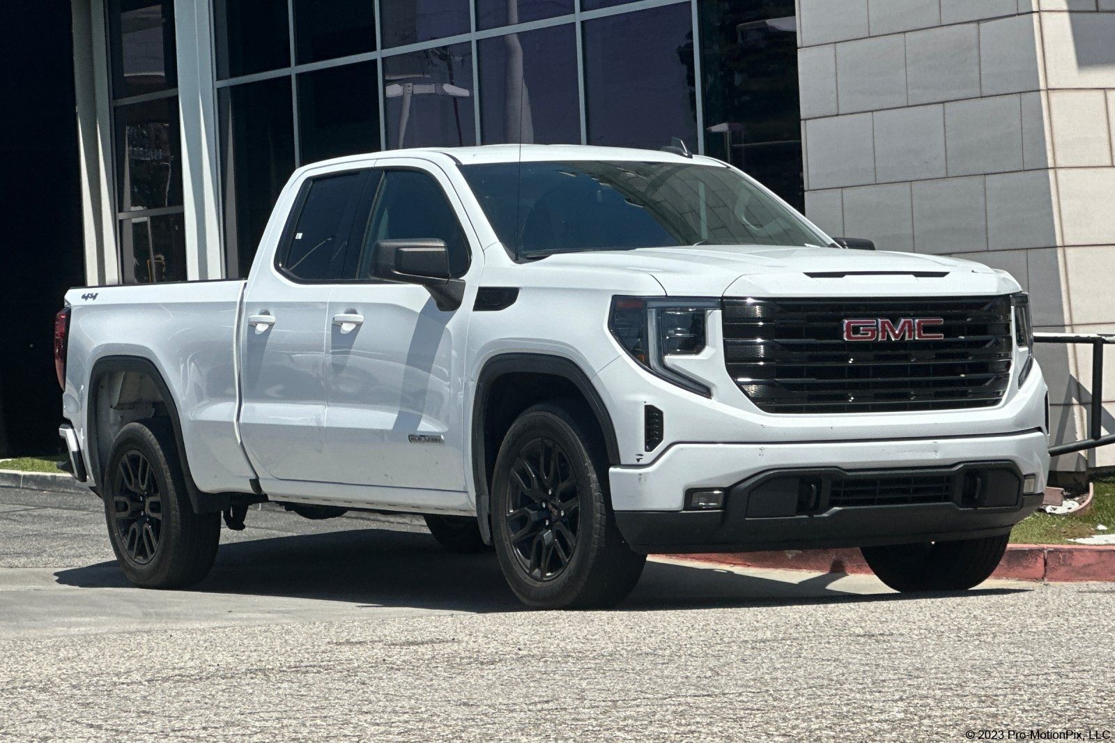 2023 GMC Sierra