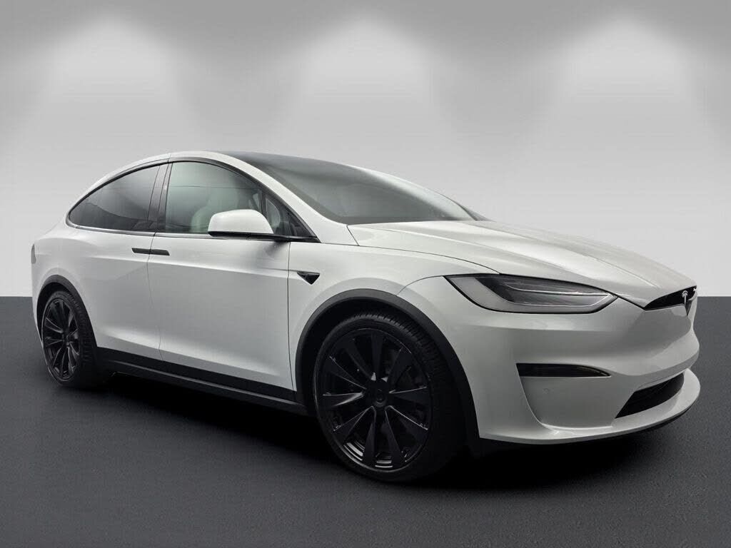2022 TESLA Model X