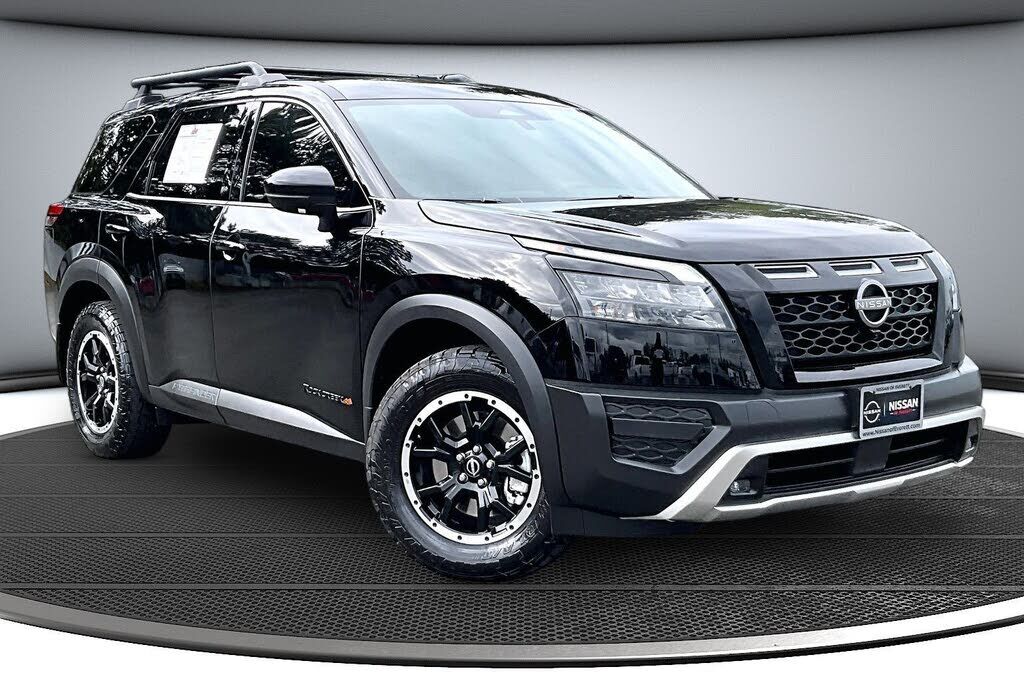 2024 NISSAN Pathfinder