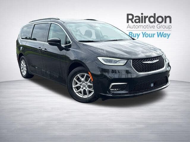 2022 CHRYSLER Pacifica