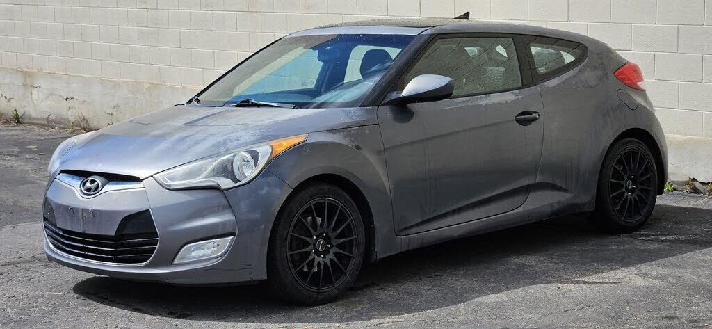 2013 HYUNDAI Veloster