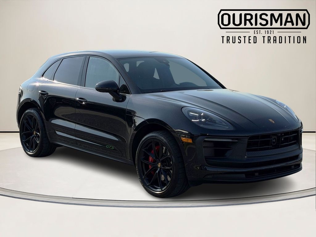2023 PORSCHE Macan