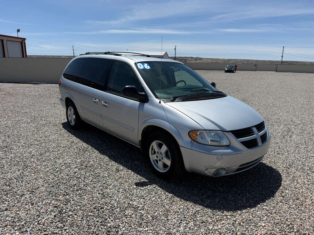 2006 DODGE Caravan