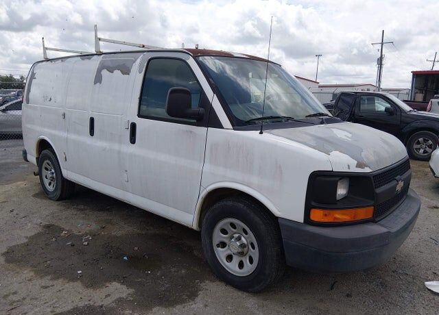 2012 CHEVROLET Express
