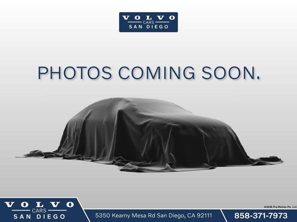 2025 VOLVO V60CC