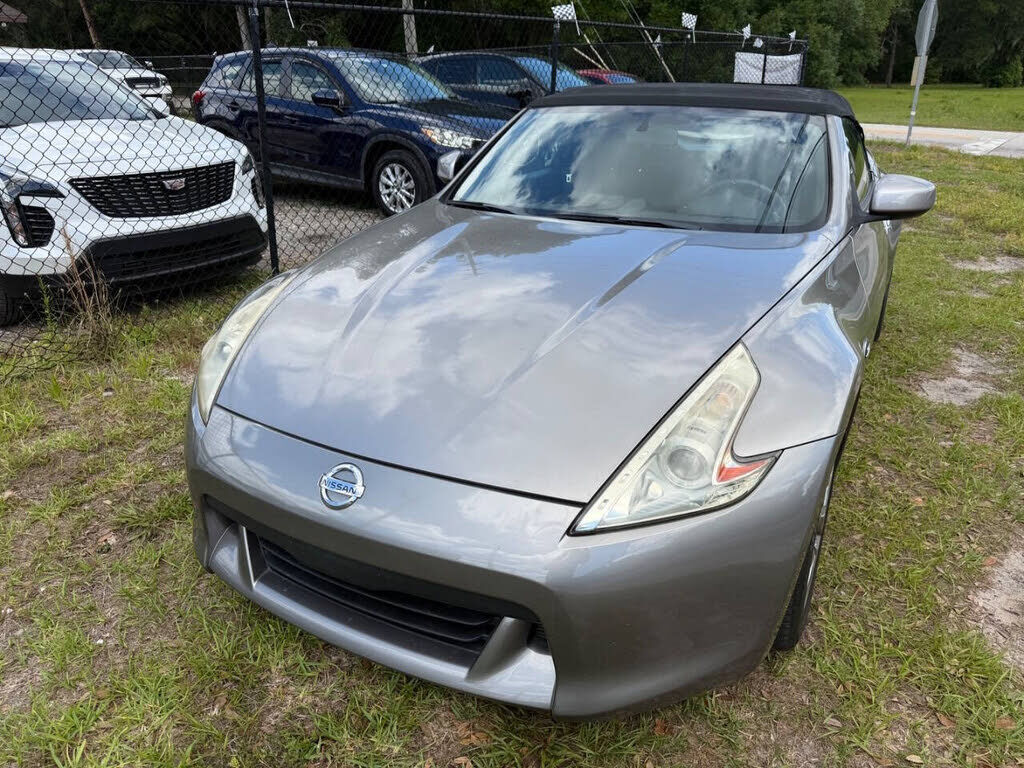 2010 NISSAN 370Z