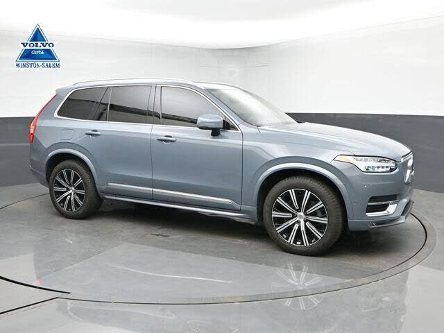 2023 VOLVO XC90