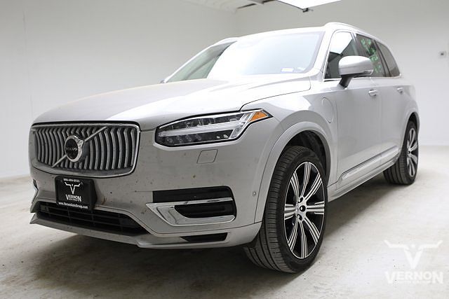 2024 VOLVO XC90