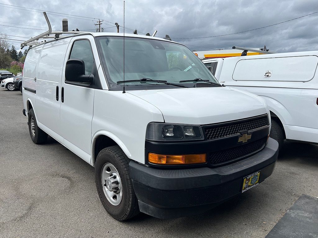 2019 CHEVROLET Express