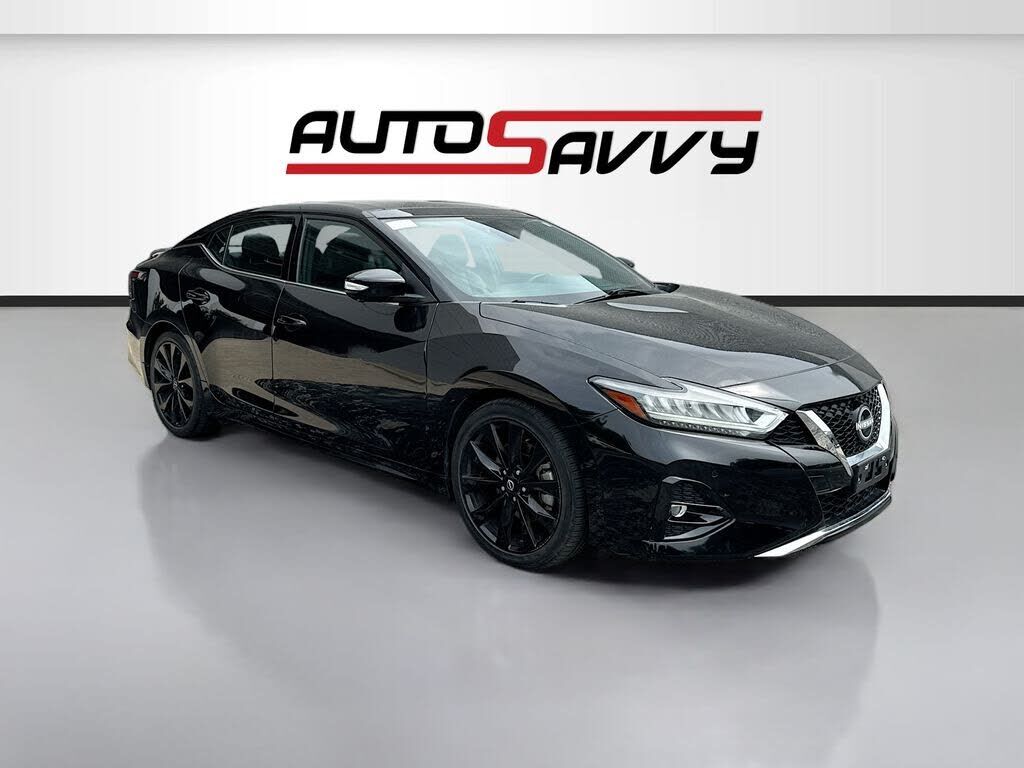 2023 NISSAN Maxima