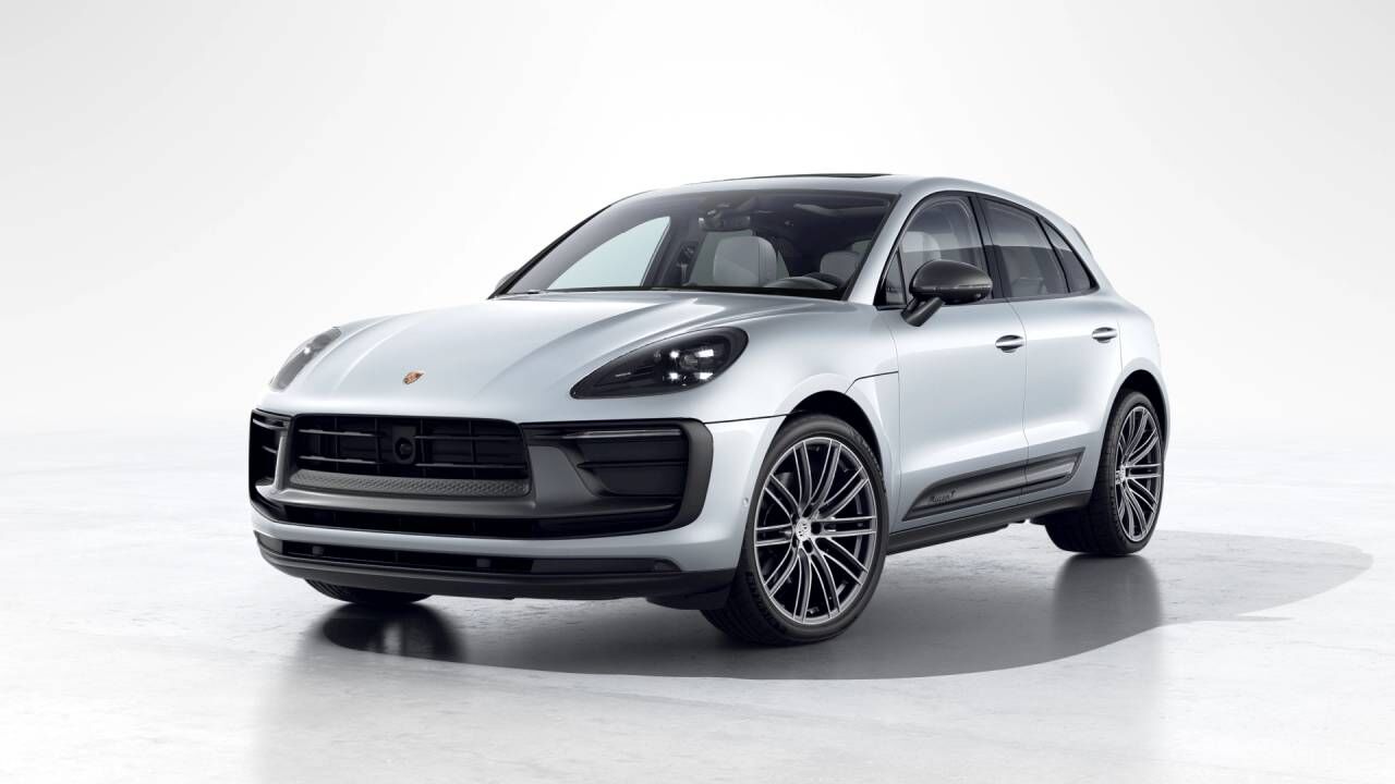 2026 PORSCHE Macan
