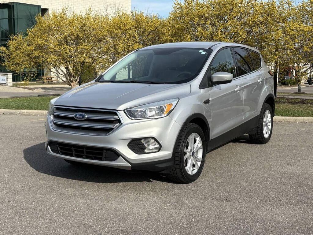 2017 FORD Escape