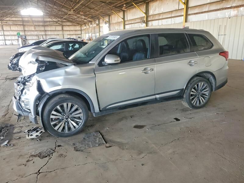2020 MITSUBISHI Outlander