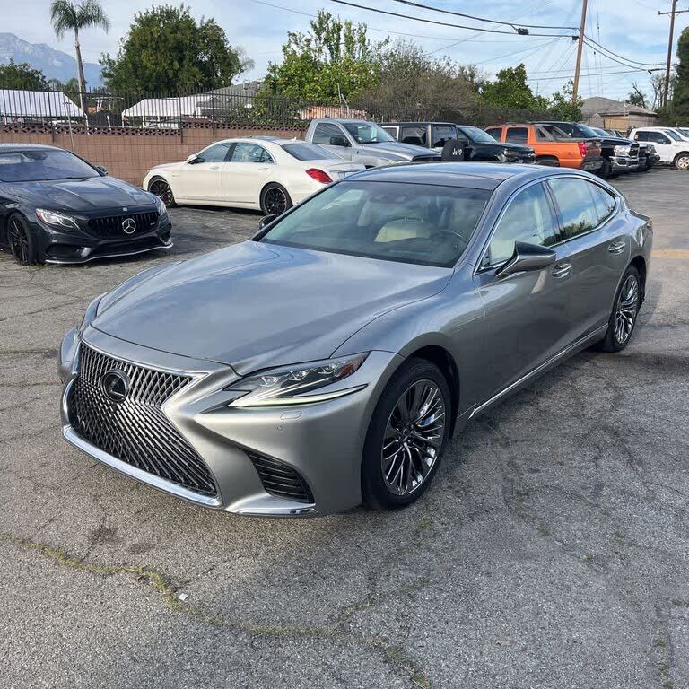 2020 LEXUS LS