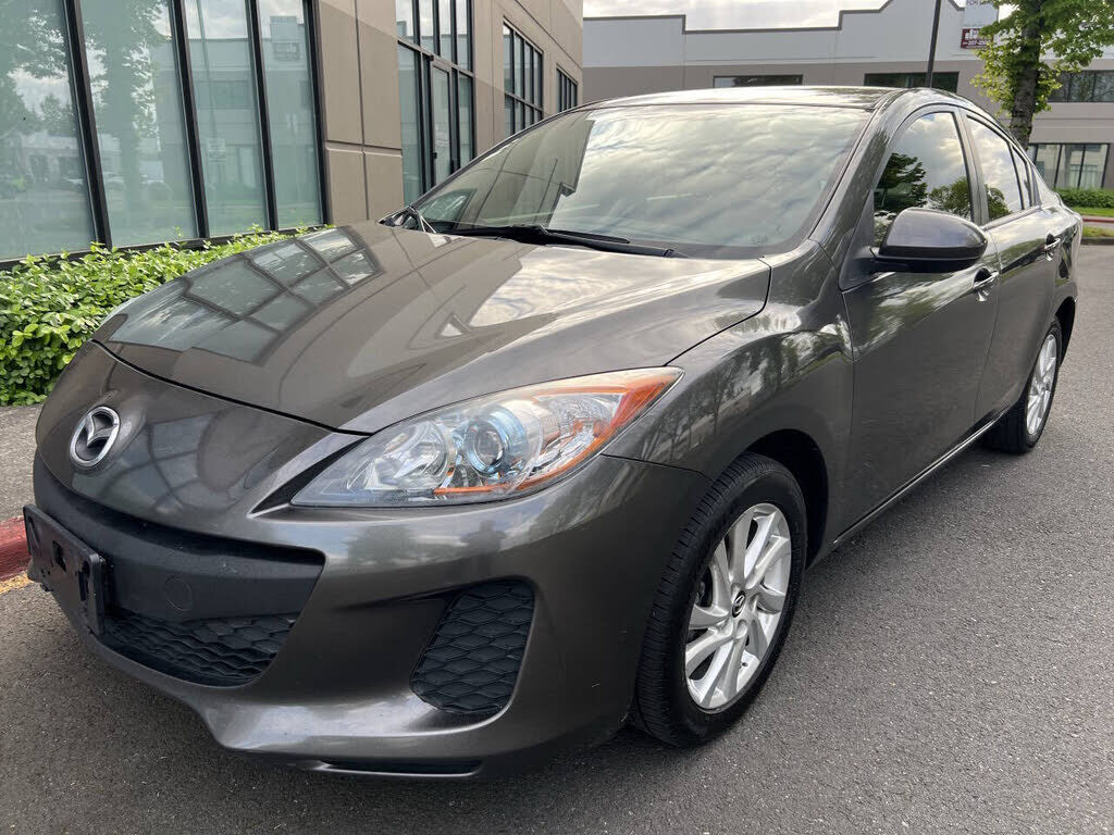 2013 MAZDA Mazda3