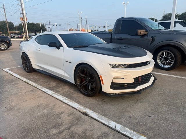 2022 CHEVROLET Camaro