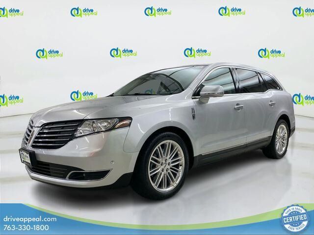 2019 LINCOLN MKT