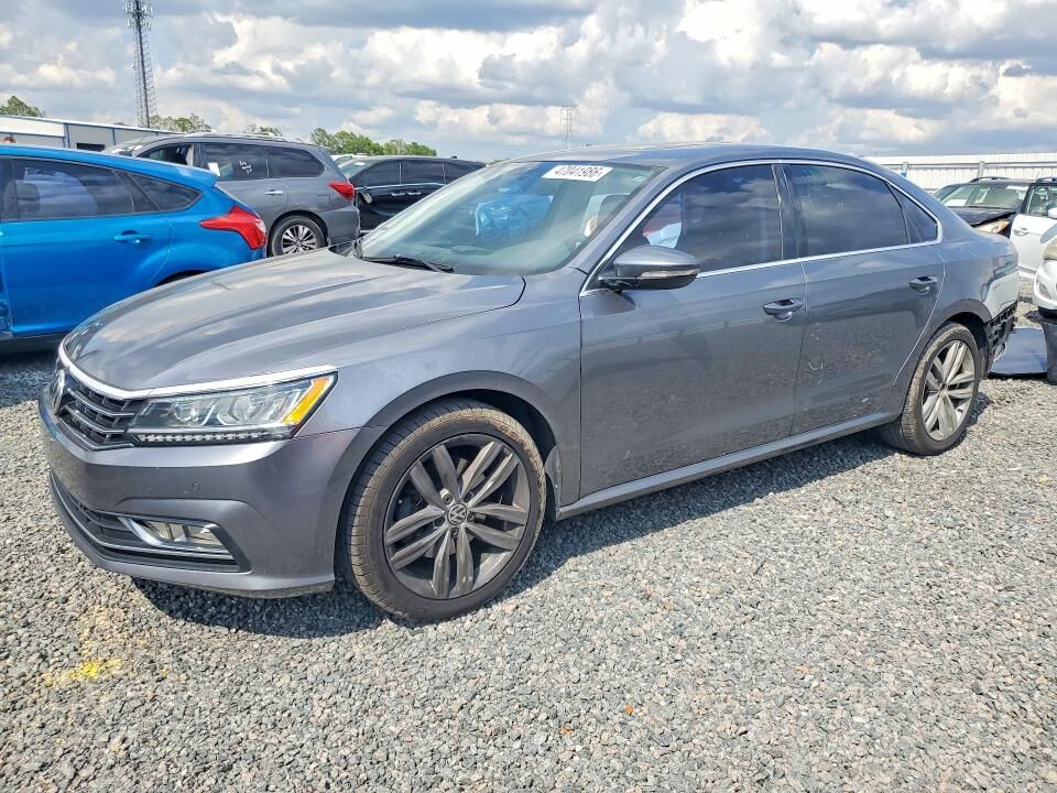2018 VOLKSWAGEN Passat