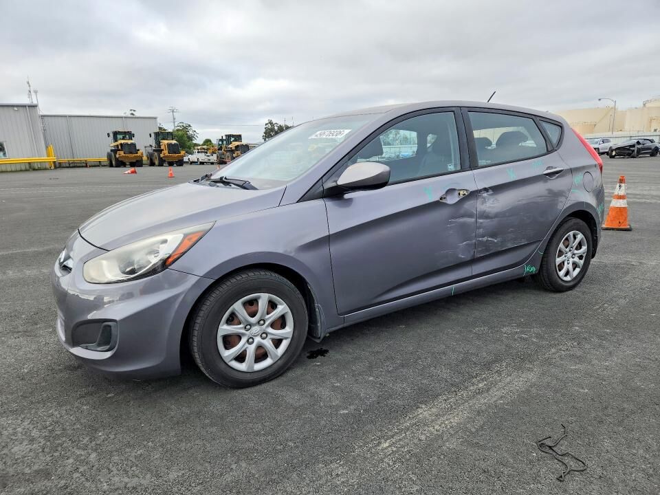 2014 HYUNDAI Accent
