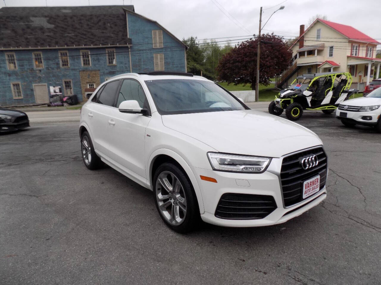 2017 AUDI Q3
