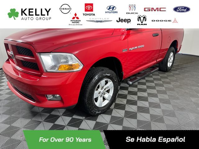 2012 DODGE Ram