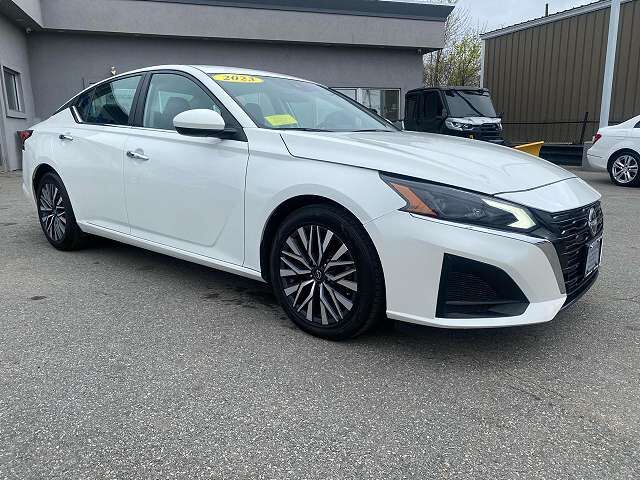 2023 NISSAN Altima
