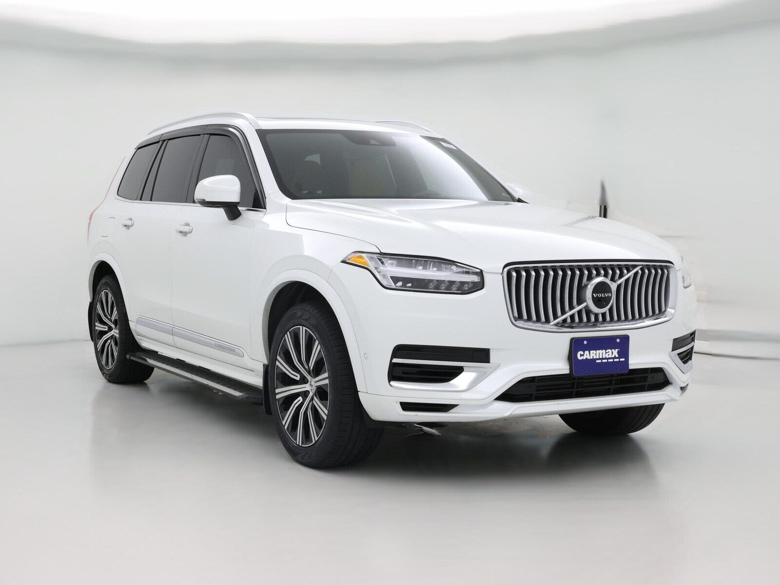 2022 VOLVO XC90