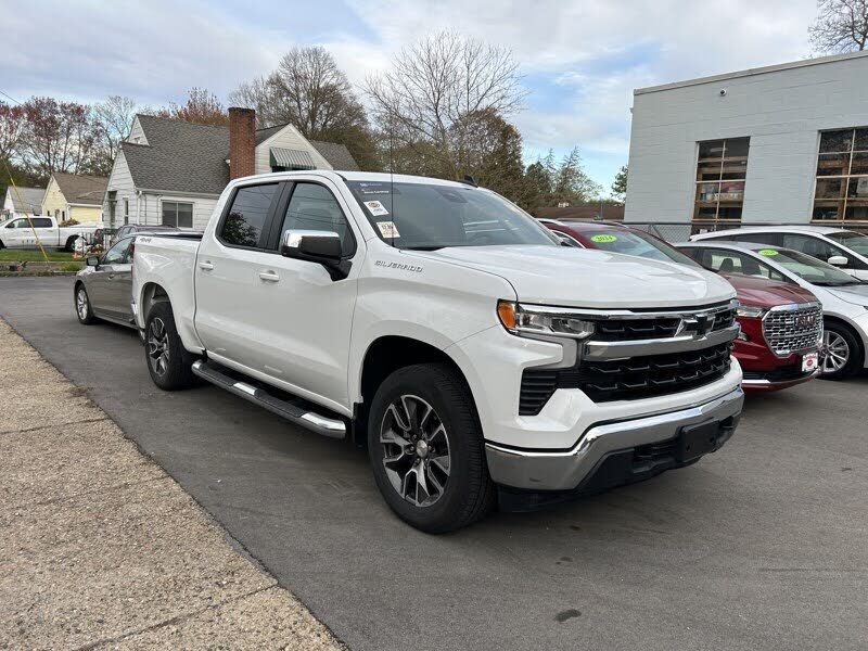 2024 CHEVROLET Silverado