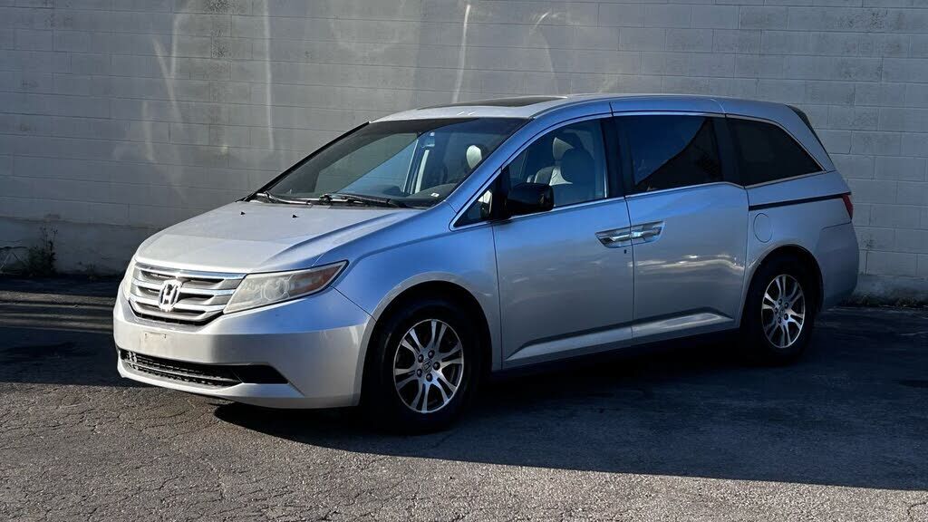 2011 HONDA Odyssey