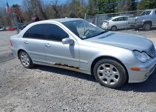 2006 MERCEDES-BENZ C-Class