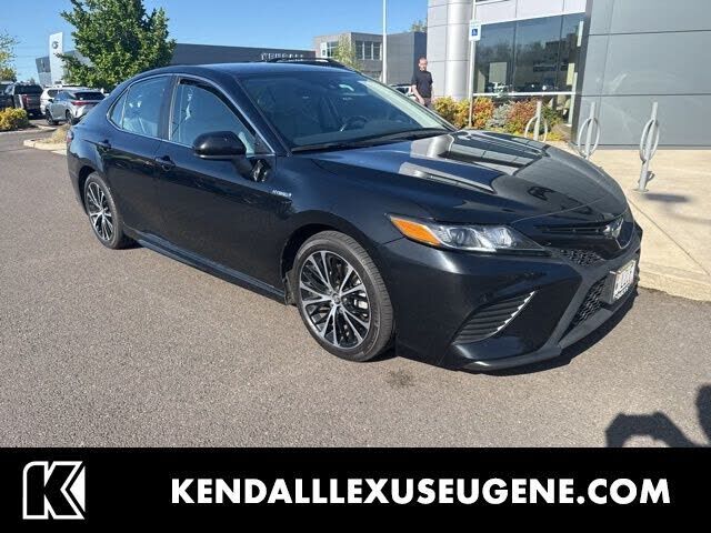 2020 TOYOTA Camry