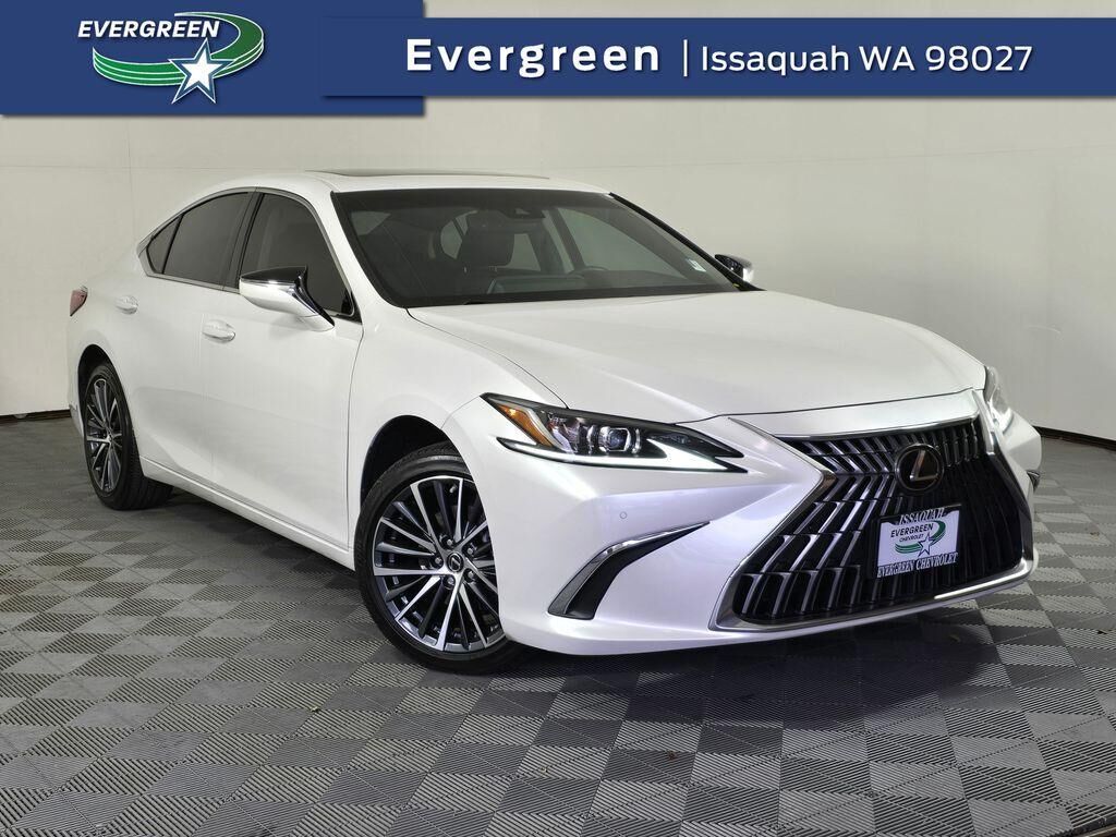 2024 LEXUS ES