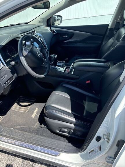 2017 NISSAN Murano
