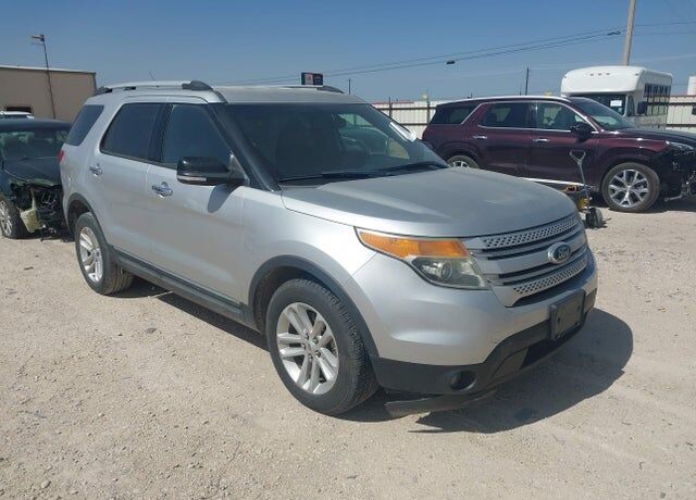 2013 FORD Explorer