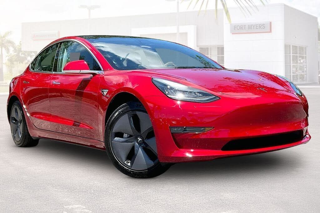 2018 TESLA Model 3