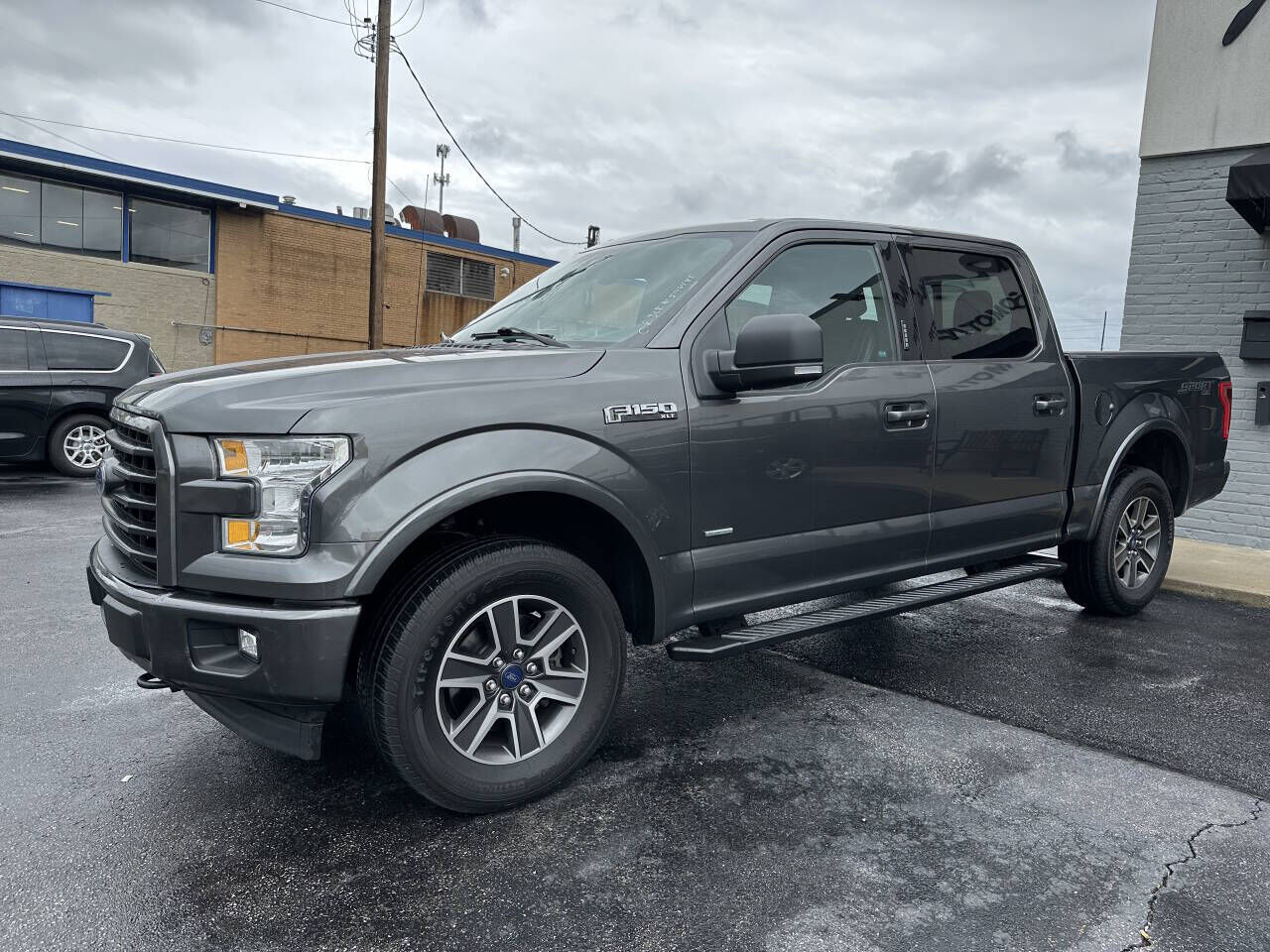 2017 FORD F-150