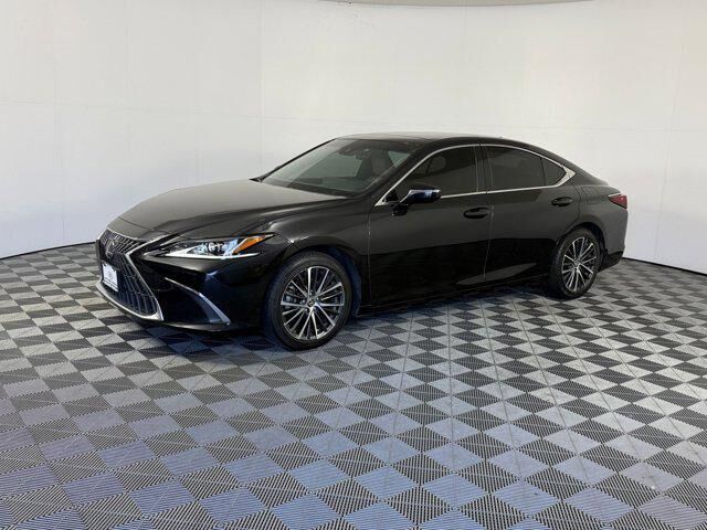 2023 LEXUS ES