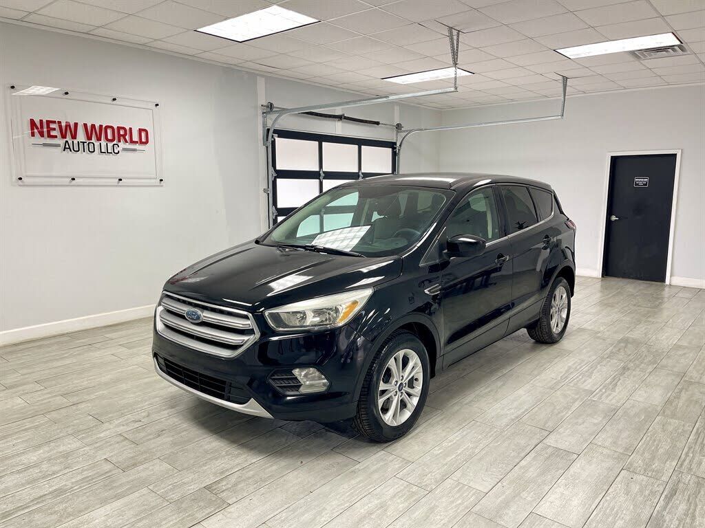 2017 FORD Escape
