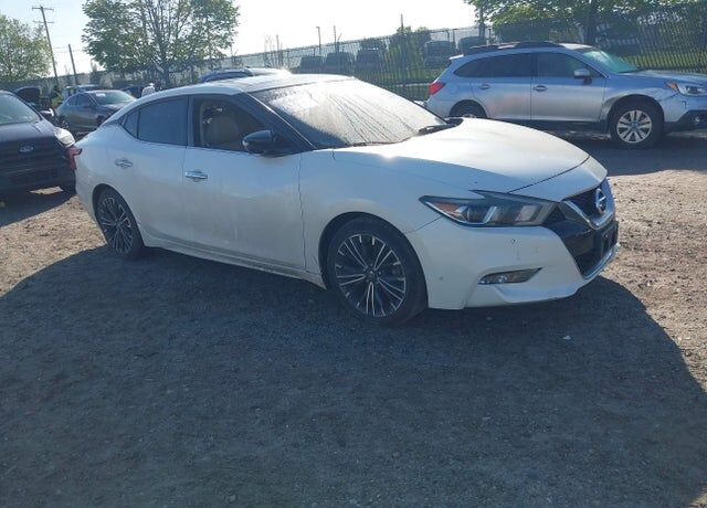 2016 NISSAN Maxima